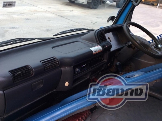 หัวเก๋ง ISUZU NKR ตาเพชร