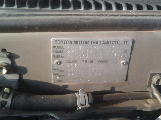 TOYOTA SPORTCRUISER2.5D4D 4x4 ฟรีล็อค โฟวีลปี45 สีเดิมกันร้อนเดิมกะโปรงเดิม คานหน้าเดิม ซอกเดิม ตะเข็บประตูเดิม