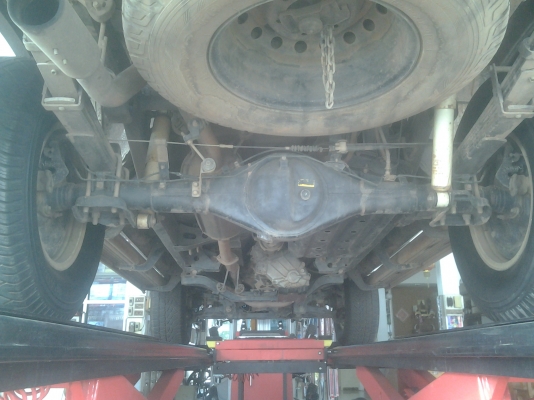 TOYOTA SPORTCRUISER2.5D4D 4x4 ฟรีล็อค โฟวีลปี45 สีเดิมกันร้อนเดิมกะโปรงเดิม คานหน้าเดิม ซอกเดิม ตะเข็บประตูเดิม