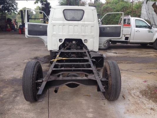 ขายรถ4ล้อ อีซูซุเครื่องC240 เครื่องแน่นแซสซีสวย ไม่มีทะเบียนขายตามสภาพครับ ขาย 47000 บาท