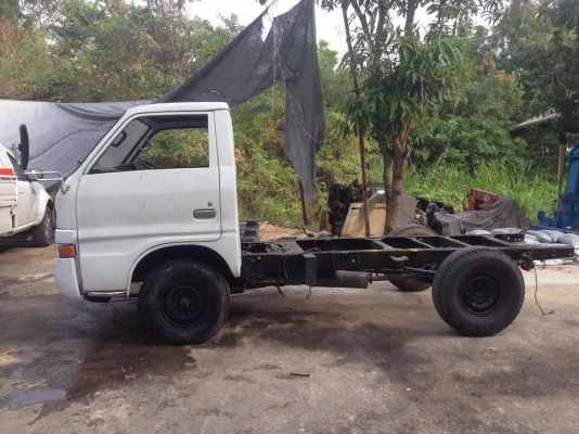 ขายรถ4ล้อ อีซูซุเครื่องC240 เครื่องแน่นแซสซีสวย ไม่มีทะเบียนขายตามสภาพครับ ขาย 47000 บาท