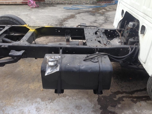 ขายรถ4ล้อ อีซูซุเครื่องC240 เครื่องแน่นแซสซีสวย ไม่มีทะเบียนขายตามสภาพครับ ขาย 47000 บาท