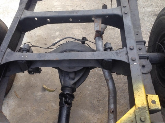 ขายรถ4ล้อ อีซูซุเครื่องC240 เครื่องแน่นแซสซีสวย ไม่มีทะเบียนขายตามสภาพครับ ขาย 47000 บาท