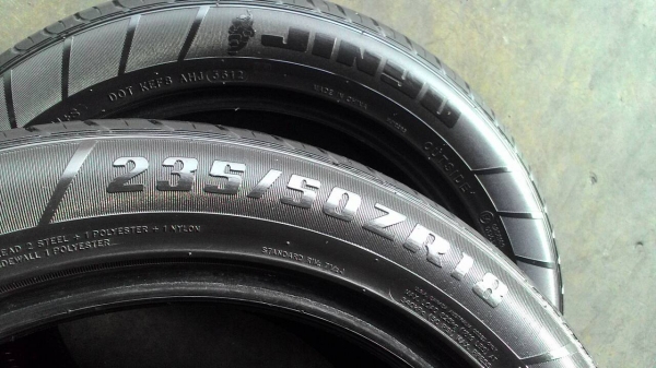 235/50R18 JINYU มี 2 สวย หนา ไม่มีปะ มี 2 เส้น tel081-427-3941ไอดีไลน์a autobot107 235/50R18 JINYU มี 2 สวย หนา ไม่มีปะ มี 2 เส้น tel081-427-3941ไอดีไลน์a autobot107