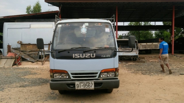 ISUZU  110 ประตูเหว้า  รถเดิม  เครื่องดี  ครัชชีดี   พร้อมใช้งาน