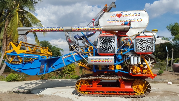 ขายรถเกี่ยวข้าววรพจน์การช่าง