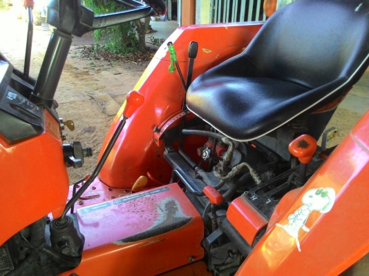 ขายรถไถ KUBOTA L3408 พร้อมดันหน้า รถไร่  ราคา 190,000  รถอยู่ อ.แกลง ระยอง มีรถขนส่งบริการทั่วไทย  และยังมีอีกหลายรุ่นให้เลือก สนใจสอบถามได้ DC Tractor Rayong 0818618678,0899347475 id line=0818618678 ,,,    id line=carbonthai