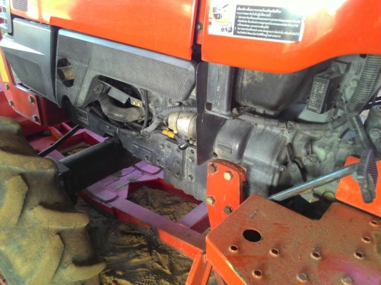 ขายรถไถ KUBOTA L3408 พร้อมดันหน้า รถไร่  ราคา 190,000  รถอยู่ อ.แกลง ระยอง มีรถขนส่งบริการทั่วไทย  และยังมีอีกหลายรุ่นให้เลือก สนใจสอบถามได้ DC Tractor Rayong 0818618678,0899347475 id line=0818618678 ,,,    id line=carbonthai