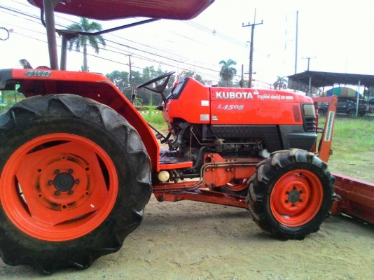 ขายรถไถ KUBOTA L4508 พร้อมดันหน้าช้าง รถไร่สภาพเดิมๆ ราคา 250,000 รถอยู่ อ.แกลง ระยอง มีรถขนส่งบริการทั่วไทย  และยังมีอีกหลายรุ่นให้เลือก สนใจสอบถามได้ DC Tractor Rayong 0818618678,0899347475 id line=0818618678 ,,,    id line=carbonthai  https://www.faceb
