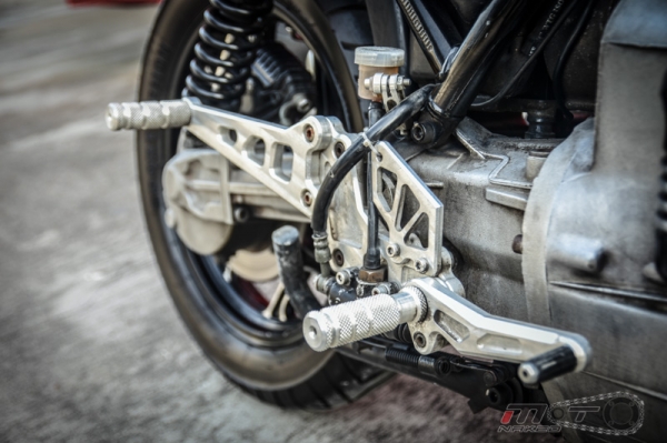 ขาย BMW k100rs แต่ง custom cafe' ทะเบียนแท้พร้อมโอนขนส่ง