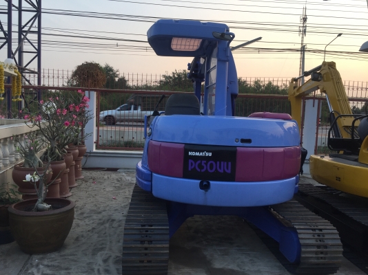 ขาย Komatsu PC50UU มือสอง นำเข้าจากญี่ปุ่น ทำสีใหม่