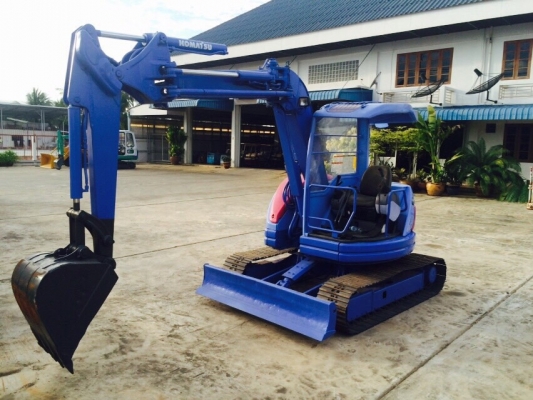 ขาย Komatsu PC50UU มือสอง นำเข้าจากญี่ปุ่น ทำสีใหม่