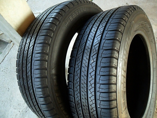 ยางขอบ17 มิชลิน 225-65-R17ลงพื้นปี15 (2เส้น2,500) ยางขอบ17 มิชลิน 225-65-R17ลงพื้นปี15 (2เส้น2,500)