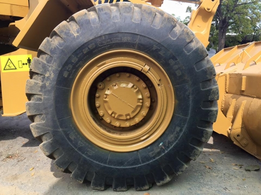 ขายรถตักล้อยาง CAT950B (ท่าม่วงแทรกเตอร์ 081-3030788)