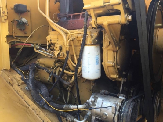 ขายรถตักล้อยาง CAT950B (ท่าม่วงแทรกเตอร์ 081-3030788)