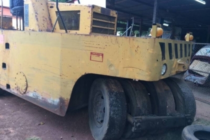 รถบด 9ล้อ SAKAI 7409 สภาพเดิมๆ พร้อมใช้งาน ขายถูก โทรด่วน 086-303-9797 กู๋อ๋า