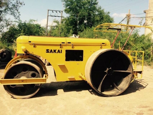 ขายรถบด SAKIA 3 ล้อเหล็ก พร้อมใช้งานครับ