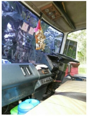 10ลัอหัวลาก 340แรง isuzu Fxz23KFYK-300630. เครื่อง 6sd1 ลงเล่มแล้ว รถสวยมากๆ