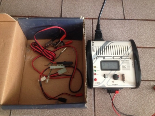 เครื่องชาร์จ ABC HOBBY มือสองสภาพดีใช้งานได้ปกติของตามรูปครับ เครื่องชาร์จ ABC HOBBY มือสองสภาพดีใช้งานได้ปกติของตามรูปครับ