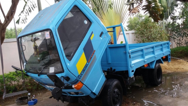 ขายรถที่บ้านด่วนสวยพร้อมใช้ปี96 ช่วงสั้นทำดั๊มพ์ได้ กระบะเหล็กทั้งลูกสุดแสนจะทนทาน ยางใหม่แบตใหม่ทะเบียนครบ