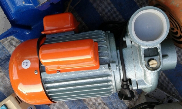 ปั้มน้ำ 2 นิ้ว 2  แรง