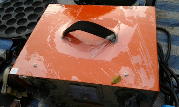 เครื่องชาดแบต 20-30 แอมมากีตาสภาพสวยๆครับขนาด 20-30  แอมครับของมากีตาครับราคานี้คุ้มครับ