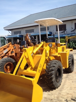 รถตักล้อยาง HL707 มือสอง นำเข้าจากญี่ปุ่น ทำสีใหม่ พร้อมใช้งาน