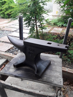 ทั่งJHM Basic Anvil  70Lb