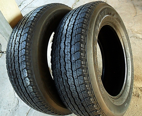 ยาง17กระบะ บริดสโตน245-65-R17 ลงพื้นปลายปี14 (2เส้น2,600) ยาง17กระบะ บริดสโตน245-65-R17 ลงพื้นปลายปี14 (2เส้น2,600)