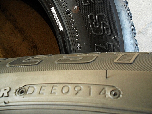 ยาง17กระบะ บริดสโตน245-65-R17 ลงพื้นปลายปี14 (2เส้น2,600) ยาง17กระบะ บริดสโตน245-65-R17 ลงพื้นปลายปี14 (2เส้น2,600)