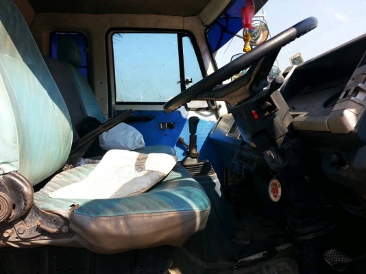 ขายเทรลเลอร์ร็อกกี้ 175แรง พาวเวอร์ ทิฟฟี่ ภายในสวย แอร์เย็น เอกสารพร้อมโอน ราคา570,000 สนใจโทร 090-8588220คุณนะ 093-3258446คุณบิว หรือเข้าดูสินค้าอื่นๆได้ที่ www.truck.in.th/498 หรือเพจFacebook ณรงค์ ซื้อขายรถมือสอง (เว็บไซต์ส่วนตัว) หรือFacebook คุณนะ ร