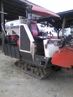 ขายรถเกี่ยวข้าว KUBOTA DC60 ปี52 สภาพพร้อมใช้งาน สนใจโทร 090-8588220คุณนะ 093-3258446คุณบิว หรือเข้าดูสินค้าอื่นๆได้ที่ www.truck.in.th/498 หรือเพจFacebook ณรงค์ ซื้อขายรถมือสอง (เว็บไซต์ส่วนตัว) หรือFacebook คุณนะ รถบรรทุก
