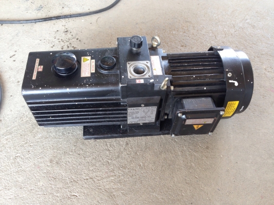 ขายปั้มแว็กกั้มสูญญากาศ ULVAC ขนาด 3/4HP. 380V สภาพสวย พร้อมใช้งาน