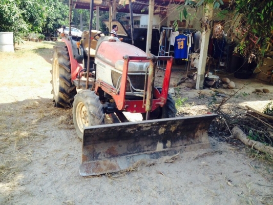 YANMAR 35 ใบดัน ไม่มีหางนะจร้า เสี่ยเนียรจากกบินทร์บุรี รับรถเรียบร้อยแล้วครับ ขอบคุณที่ให้การอุดหนุนจร้า