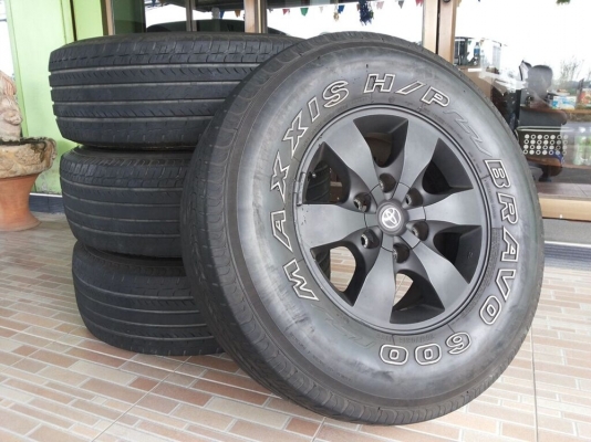 แม็กพร้อมยาง 265/70/16 ปี 2014 ขายถูก