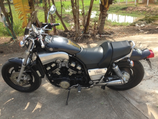 ขายยามาฮ่าวีแม็ก1200สรรพสามิตรแท้เดิมดีครับ