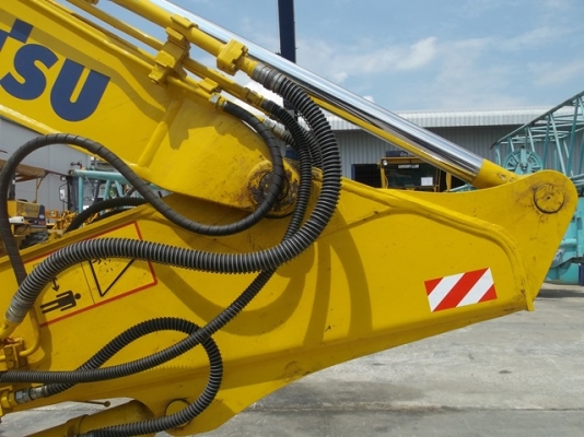 รถขุดล้อยาง Komutsu PW130-7k #K40207 นำเข้ามาจากต่างประเทศ เอกสารครบ ไม่เคยใช้งานในไทย สนใจติดต่อ ใหม่ 061-4194022