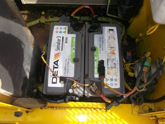 รถขุดล้อยาง Komutsu PW130-7k #K40207 นำเข้ามาจากต่างประเทศ เอกสารครบ ไม่เคยใช้งานในไทย สนใจติดต่อ ใหม่ 061-4194022