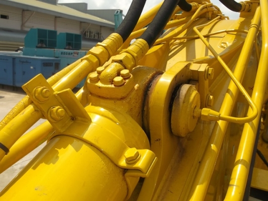 รถขุดล้อยาง Komutsu PW130-7k #K40207 นำเข้ามาจากต่างประเทศ เอกสารครบ ไม่เคยใช้งานในไทย สนใจติดต่อ ใหม่ 061-4194022