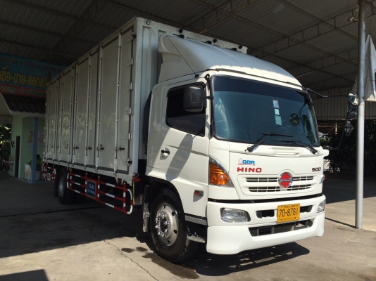 ขาย6ล้อHINO.MAGA Euro3.QDR. ซีรี่ย์500คอมมอลเรล 220เเรงรถห้างเเท้ตู้เเห้ง10บานเปิดได้รอบไม่มีเสากลางช่วงยาว7.20เมตรภายในสีดำปี2557(2014)ใช้งานได้เลยรถสภาพสวยราคา1,490,000จัดไฟเเนนท์ได้ครับสนใจดูรถได้ที่เต็นท์รถ JJ.AUTOCAR 2 หลังวัดจันทรารามติดถนนเพชรเกษมห