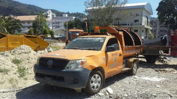 รถบรรทุกขยะ TOYOTA HILUX VIGO กระบะยกเทได้