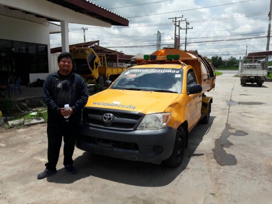 รถบรรทุกขยะ TOYOTA HILUX VIGO กระบะยกเทได้