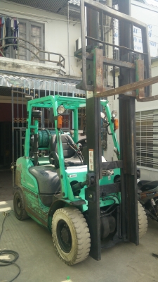 ขายถูก Mitsubishi 2.5 T เสาสูง 4 เมตร ปี2008