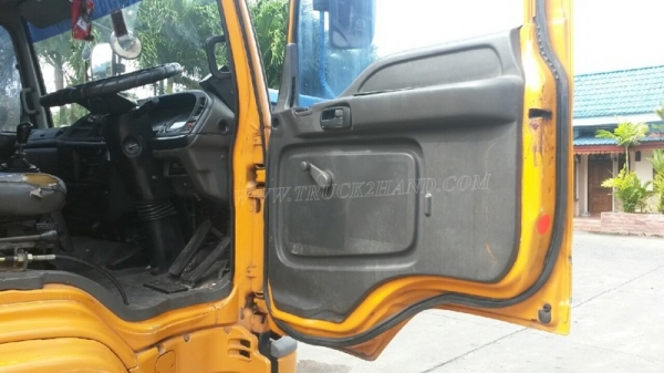 รถบรรทุกขยะ 6 ล้อแบบอัดท้าย ISUZU FTR รถปี 2551