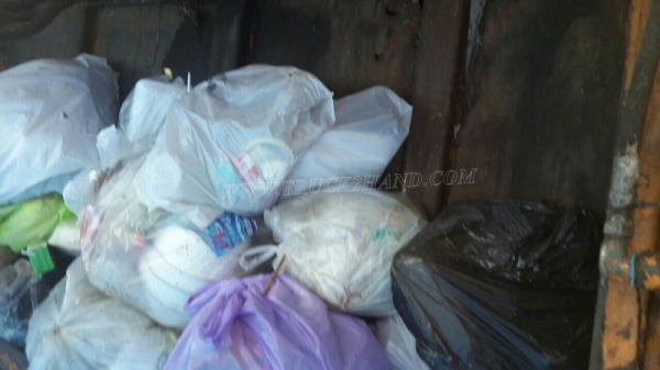 รถบรรทุกขยะ 6 ล้อแบบอัดท้าย ISUZU FTR รถปี 2551