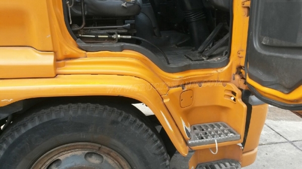 รถบรรทุกขยะ 6 ล้อแบบอัดท้าย ISUZU FTR รถปี 2551