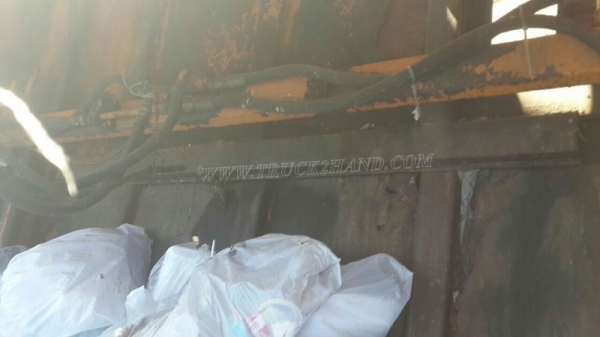 รถบรรทุกขยะ 6 ล้อแบบอัดท้าย ISUZU FTR รถปี 2551