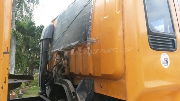 รถบรรทุกขยะ 6 ล้อแบบอัดท้าย ISUZU FTR รถปี 2551