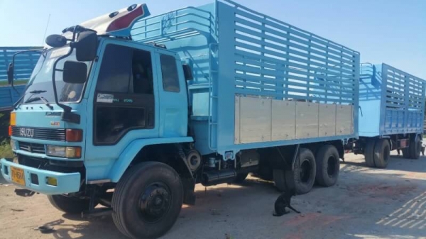 ขายรถ10ล้อร๊อก พ่วง เพลาเดียว คอกเหล็กพร้อมใช้งาน