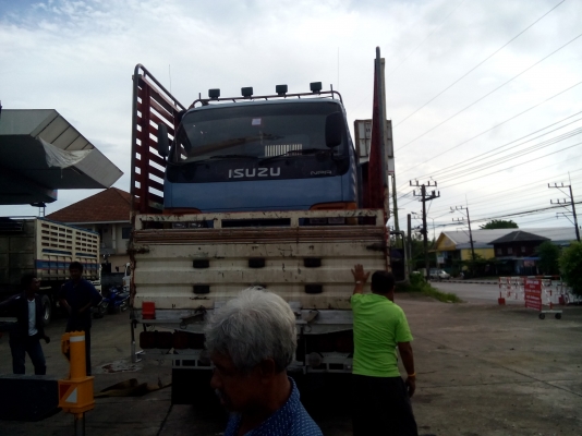 (ปิดการขายแล้วคับ ไปอุบลราชธานี)6  ล้อดั้ม 120   แรงม้า (รถห้างแท้) ปี 44 พร้อมใช้งาน  เล่มพร้อม....